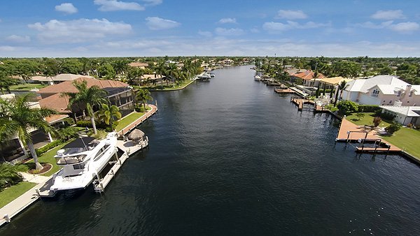 Welcome to Sunny Cape Homes!