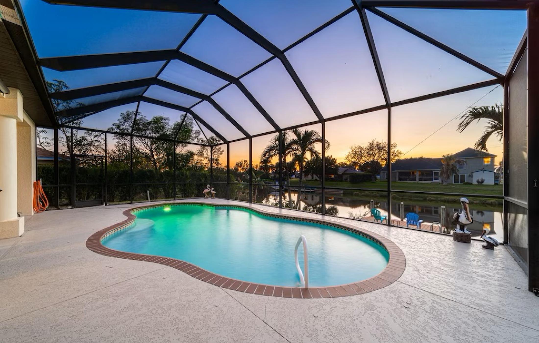 Best Villa in Cape Coral Airbnb Call (239) 2979151